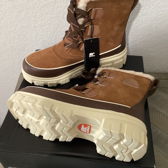 Sorel Women's Tivoli V Waterproof Booties, size 10 - Picture 4 of 11